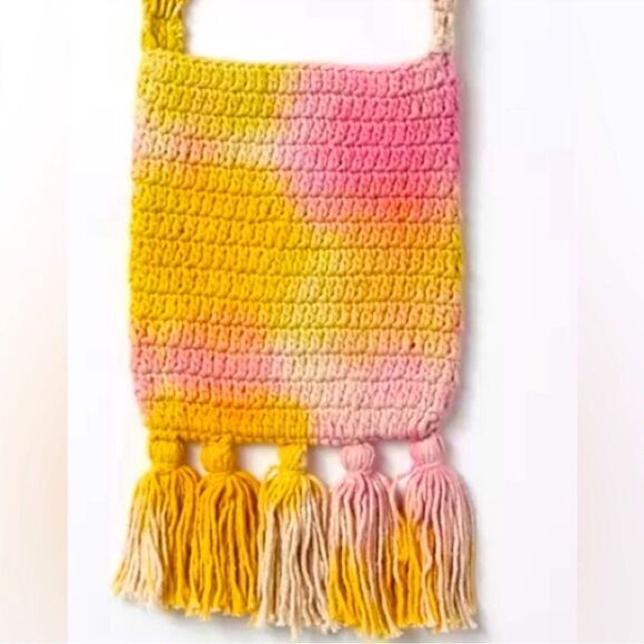 NWOT Urban Outfitters Woven Neck Pouch Purse Beachy Summer Fringe Yellow Pink - Picture 5 of 11